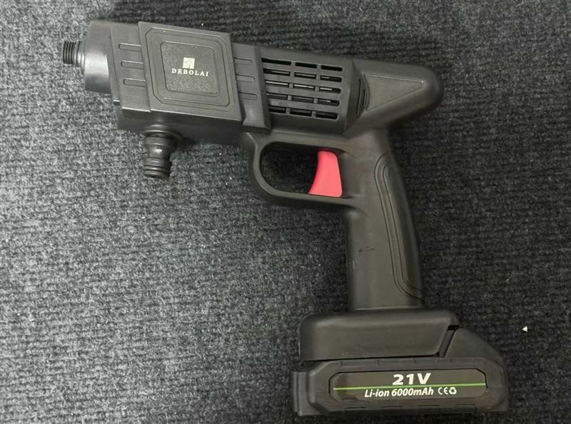 高端洗车枪， 6000毫安电池，30000pcs，110-240V通用，带适配器