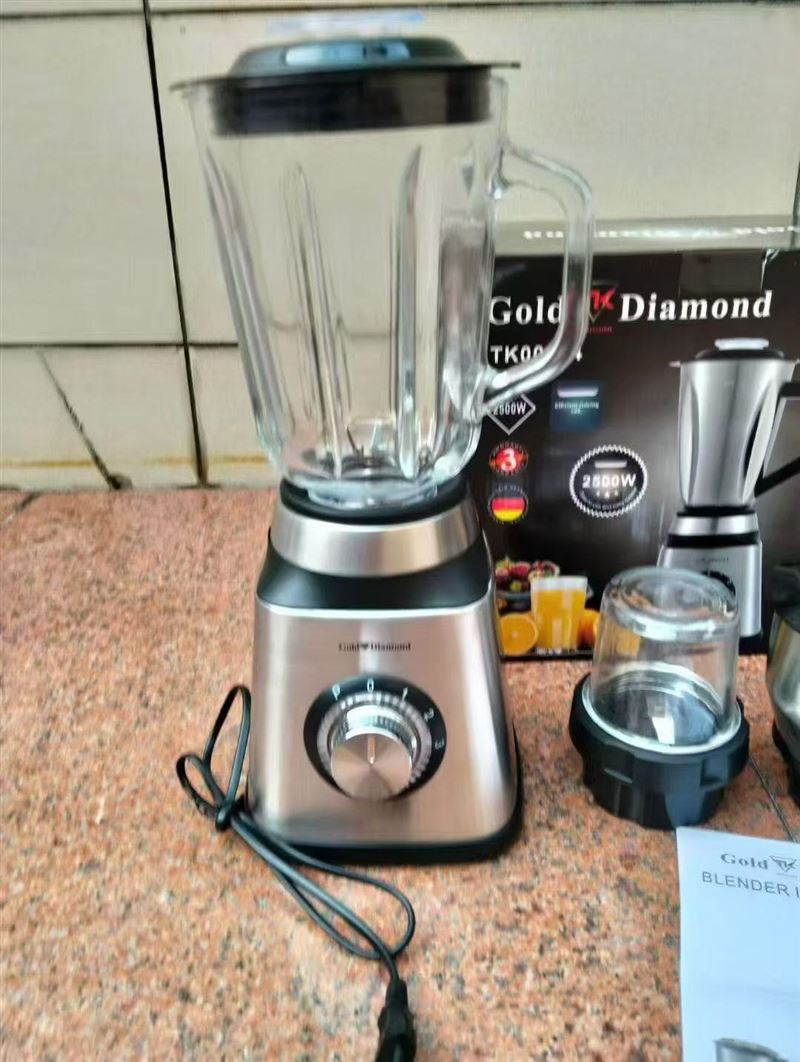 1000台料理机220～240V ​手快有