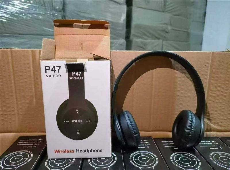 头戴式蓝牙耳机，刚生产套现处理，最后 1200 个，低价处理有意私聊