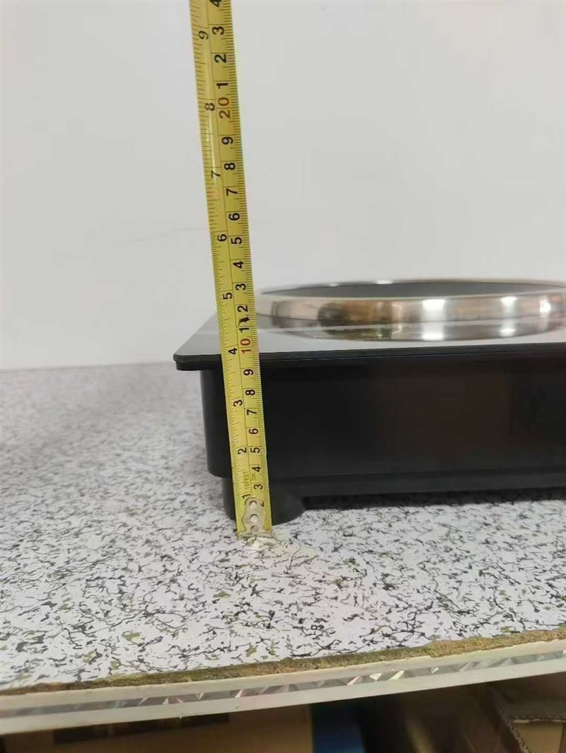 足3500w电磁炉200台 ​做工一流，质量杠杠的 ​价格美丽 电话微信同号15515665791 主做全品类五金百货，小电器，更多商品，欢迎国内外友人，前来加微咨询洽谈合作。