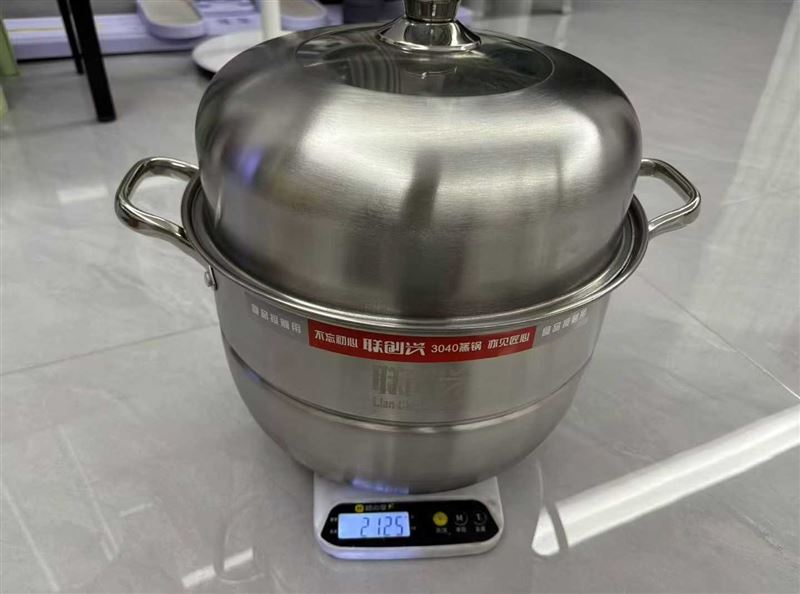 32双毕蒸锅原件处理，150件，特价 35💰 电话微信同号15515665791 主做全品类五金百货，小电器，更多商品，欢迎国内外友人，前来加微咨询洽谈合作。