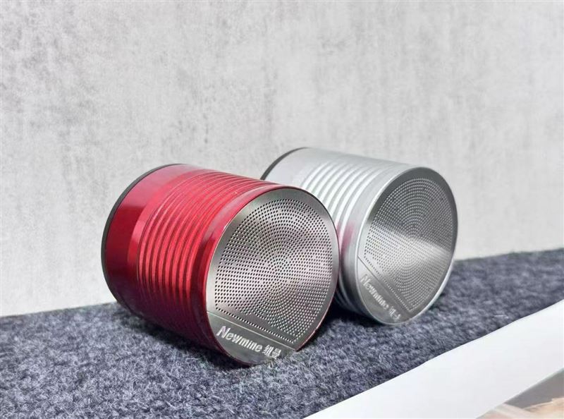 品牌纽曼，铝合金蓝牙音箱，500 套，特价清