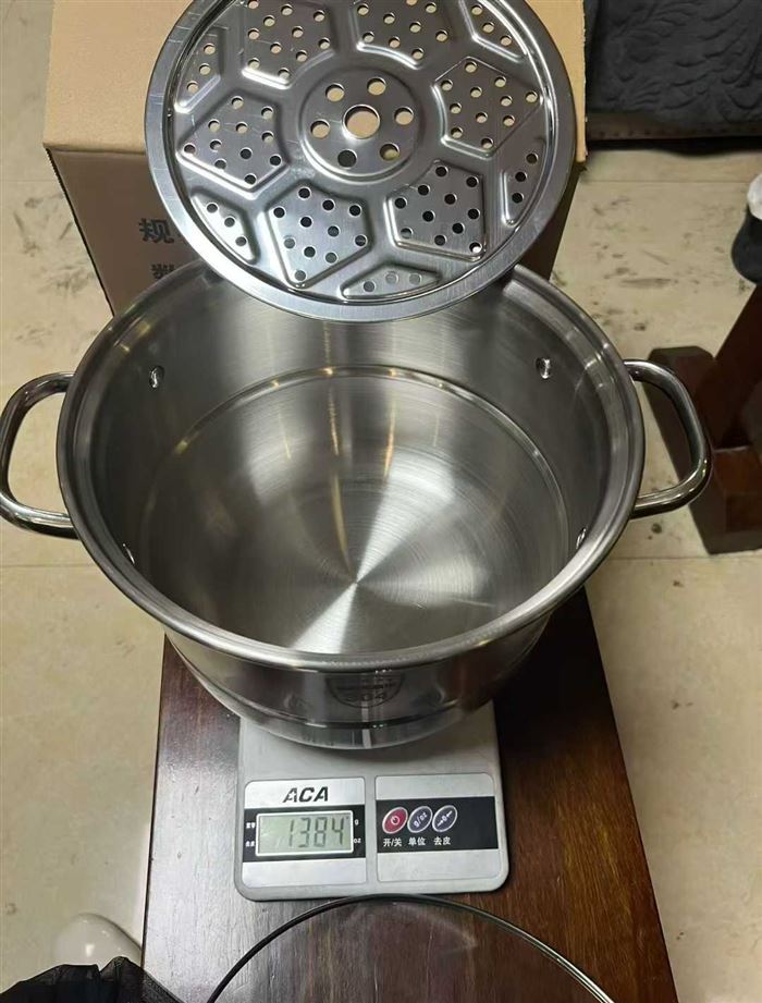 26公分蒸锅500套左右， 💰26元一套，100套起批 电话微信同号15515665791 主做全品类五金百货，小电器，更多商品，欢迎国内外友人，前来加微咨询洽谈合作。