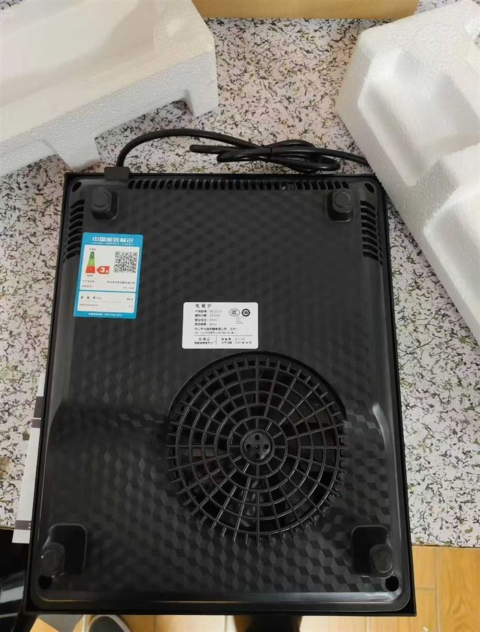 2200W电磁炉 原包原件 采用电子显示屏设计 现货160台