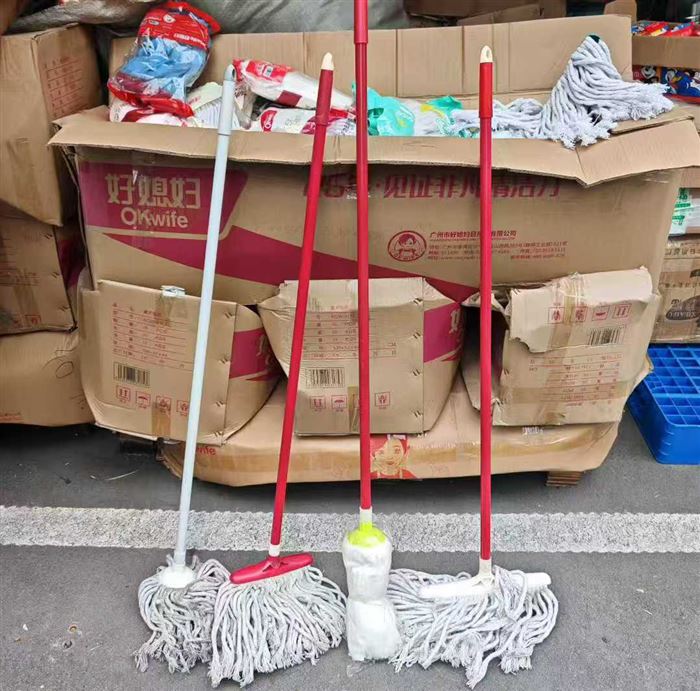好媳妇品牌拖把，还有2000把，清货价4元 