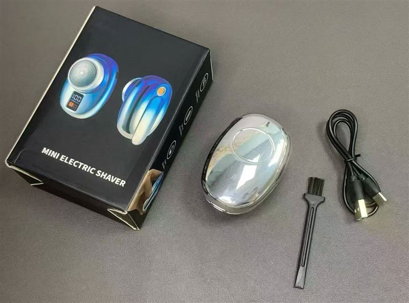 电动剃须刀 3000个 充电款，带数显