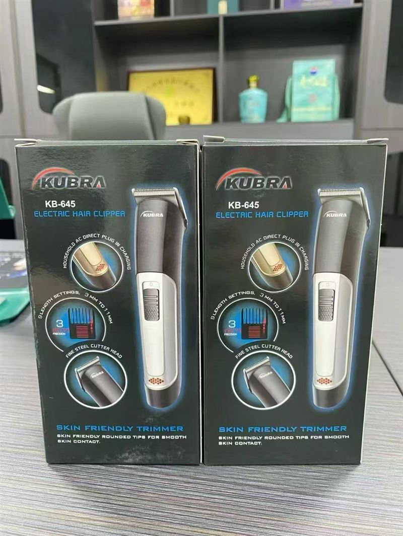 外贸原单理发器 充电款 两个颜色：金 银 数量6000 一箱60