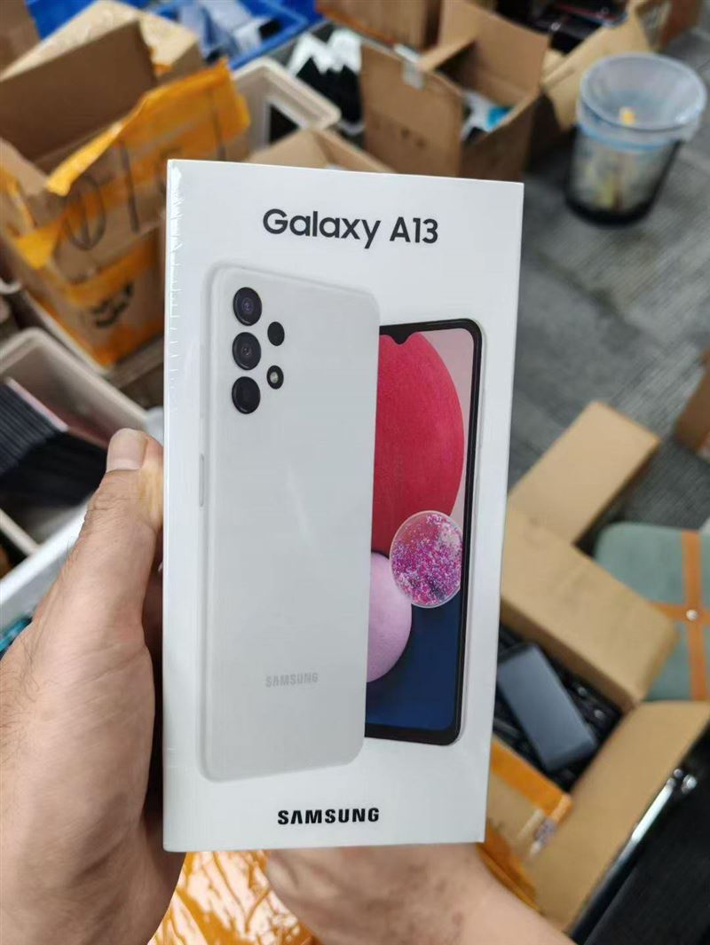 三星A13，国际版，全新全套原封！6+128内存。现货330台左右！优势出货360清