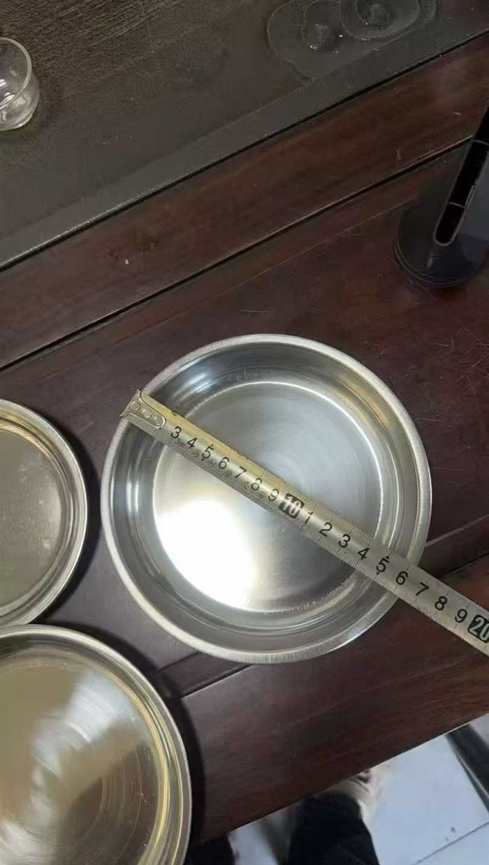 带磁小碟子，几百公斤，便宜出 