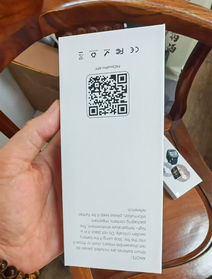 NFC，支付宝，OLED屏智能运动手表，到货 2800 个