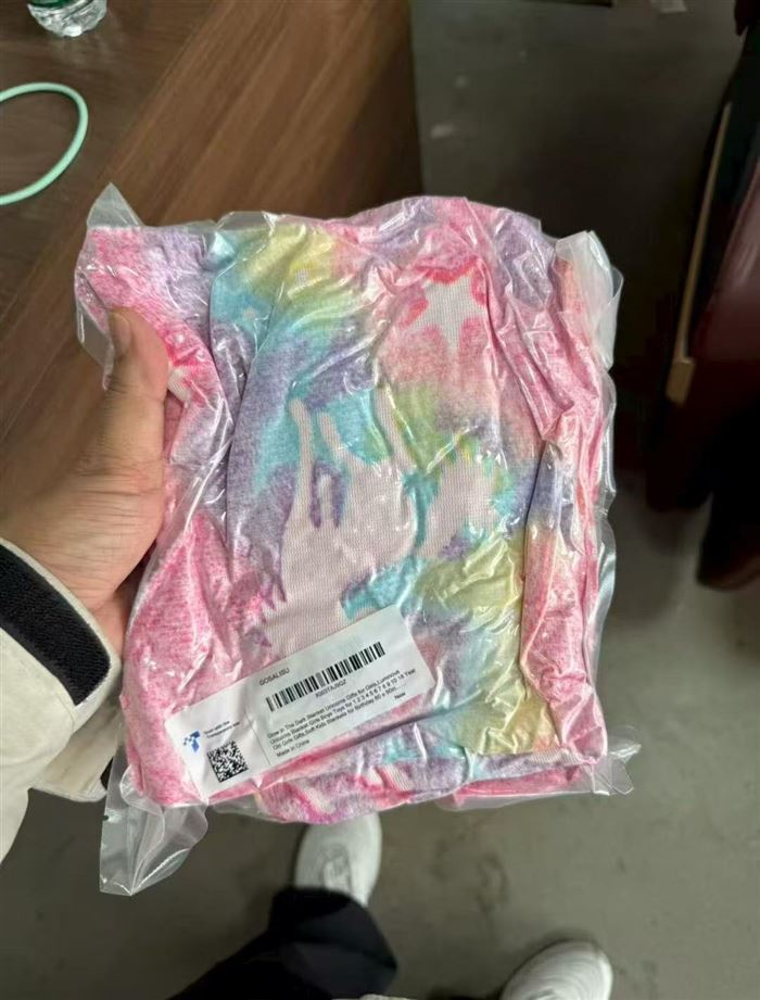 毛毯1200条，压缩包装， 1.2*1.5米