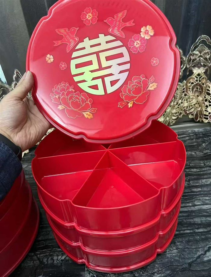 密封圈糖果盘 10几吨 带旋转底座 全部原件 质量非常好！按吨卖！