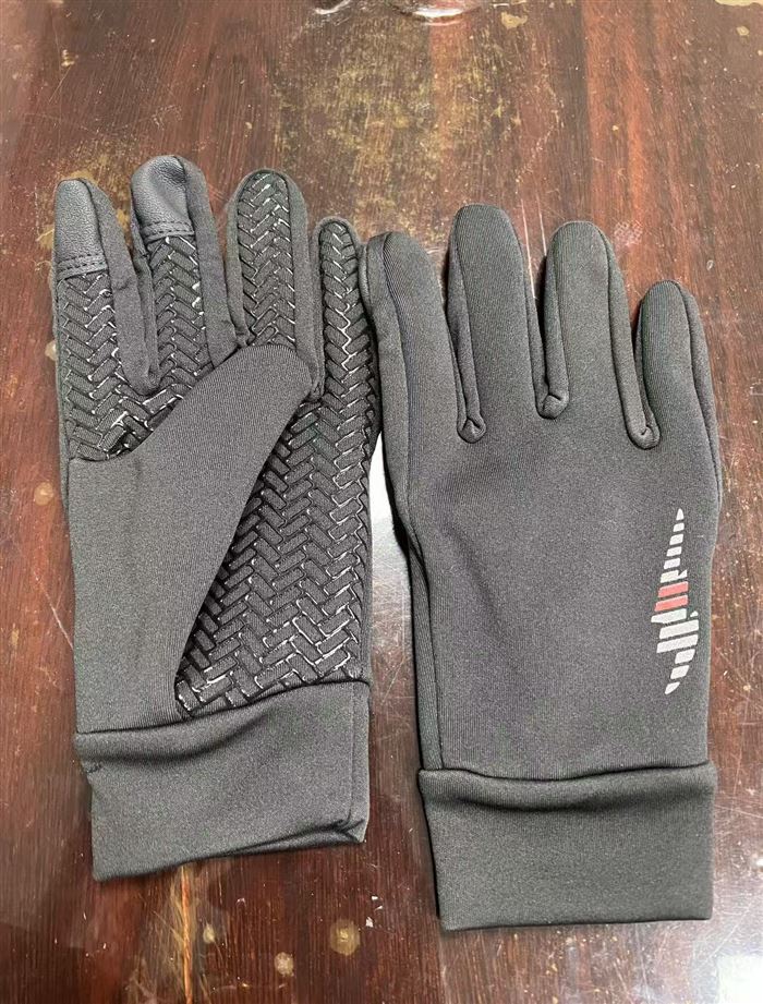 可触屏户外保暖手套，180双