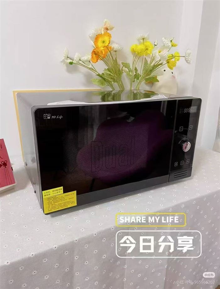 只有300多台高颜值的空气炸烤箱，​烤箱中的天花板，​平板，触控，旋钮，显示，​304食品级内胆，双层烤架，烤盘 ​立体热风循环，独特开门设计，​非常高级感，原箱原件