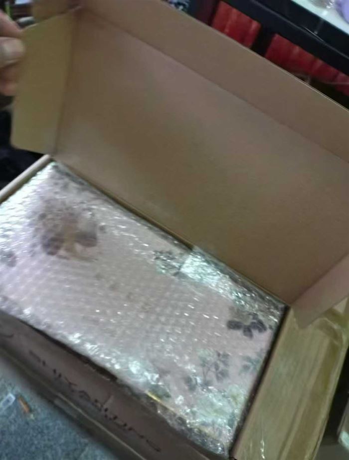 口红香水套装772套，三支香水，三支口红，品质非常好