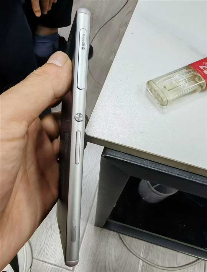 索尼Z3智能手机，全新纯国际版单机（包装可配），3+32真实内存，900多台！有量有价！ 