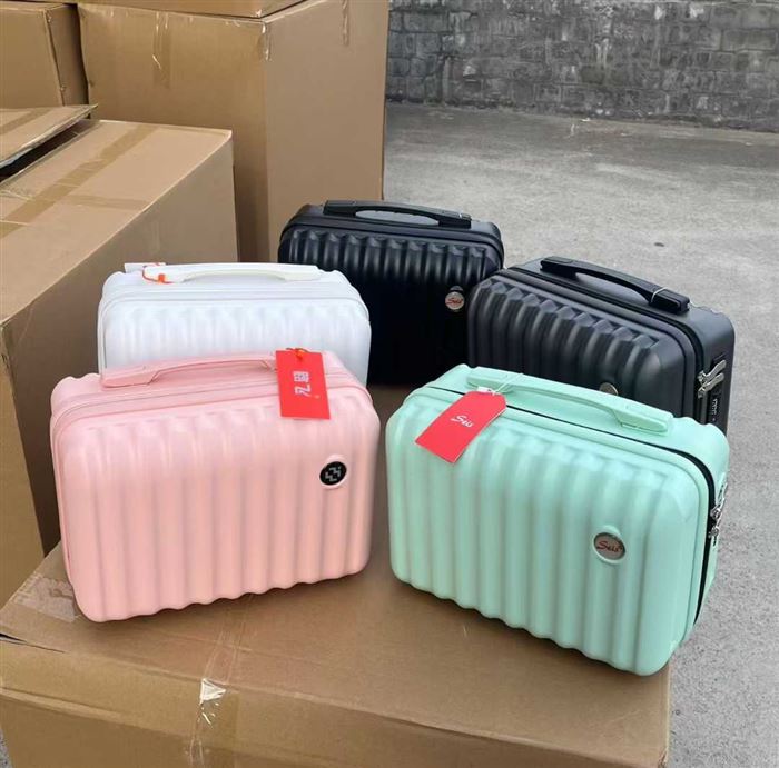 漂亮，小拉杆箱先到先得，现货8200个