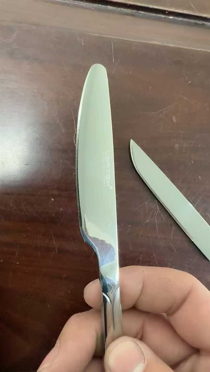 精品利口刀2吨，一件货大概40公斤，1万一吨