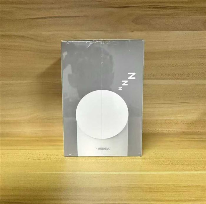 品牌小蚁无线网络监控 110 台 电话微信同号15515665791 主做全品类五金百货，小电器，更多商品，欢迎国内外友人，前来加微咨询洽谈合作。