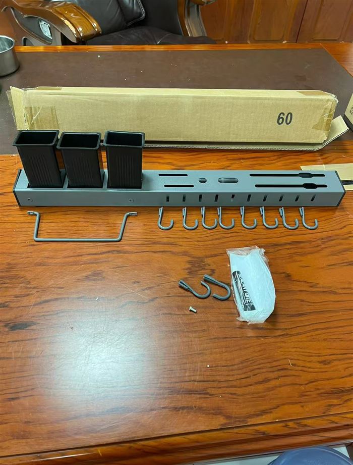 多功能厨房置物架2000多套，厨房置物一体收纳，方便实用，金属材质免打钉，独立包装盒，贴单发货，几块钱