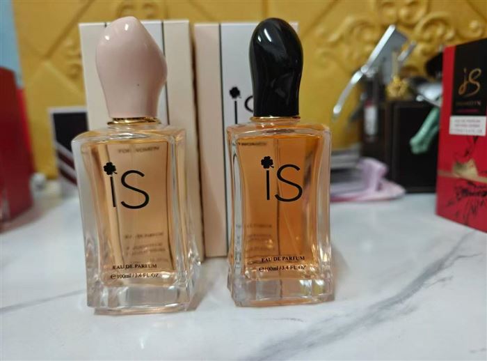 100毫升香水50000瓶，好日期，高品质，清货6.5元一瓶