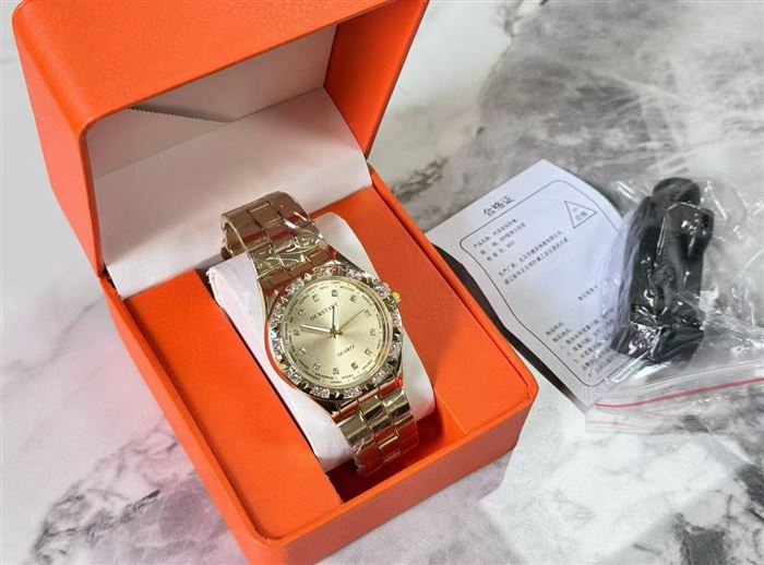 高端礼盒男士手表 到货 800 个