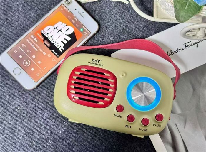 复古蓝牙音箱入库 4000pcs