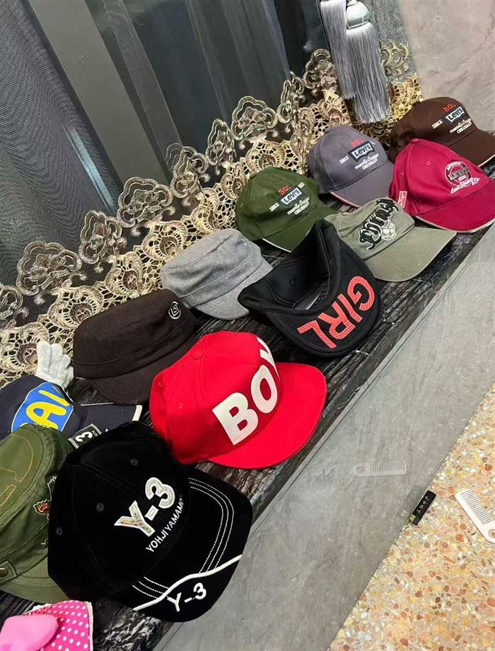 帽子17000顶 超低价清 质量都不错！