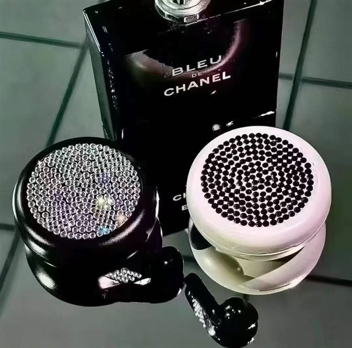 钻石限量版TWS蓝牙耳机到货10000个，标准箱，对口的联系