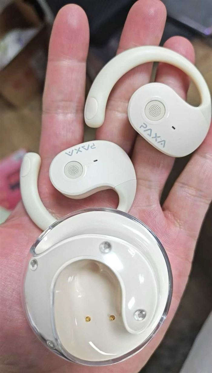 亚马逊品牌，椰球蓝牙耳机，音质做工超级好，全新塑封500个