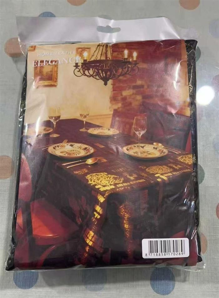 外贸原单桌布7200张，一件36，200件