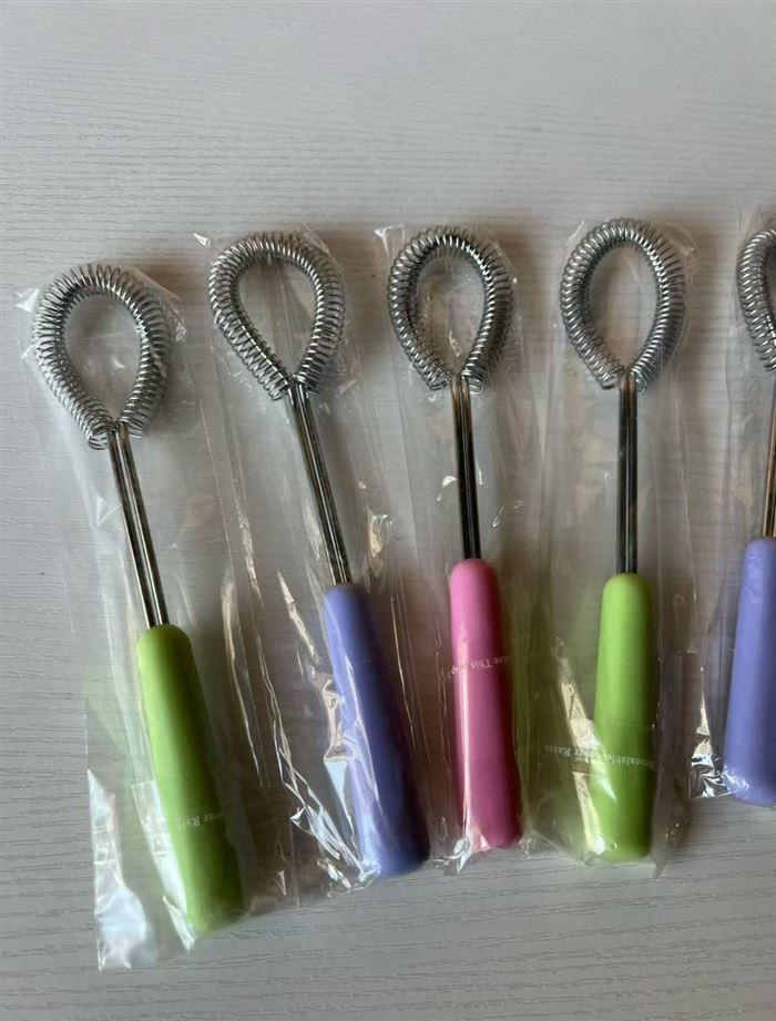 不锈钢打蛋器原件处理 800多斤 都有独立包装