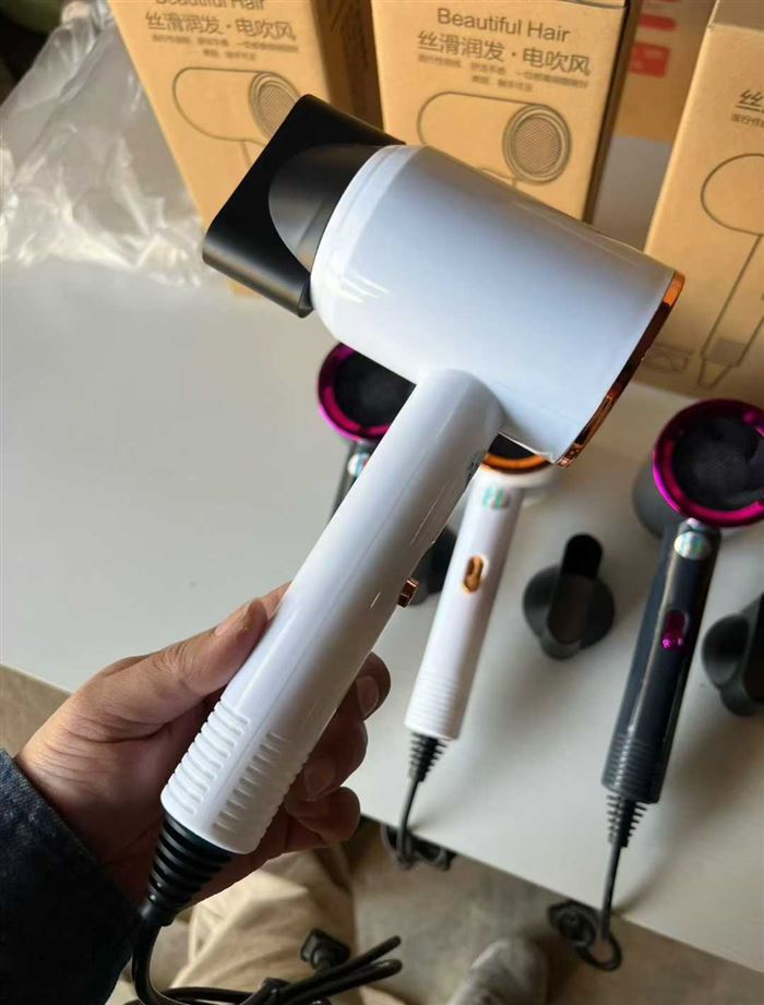 吹风机1200个 便宜处理 原箱原件 带过热保护