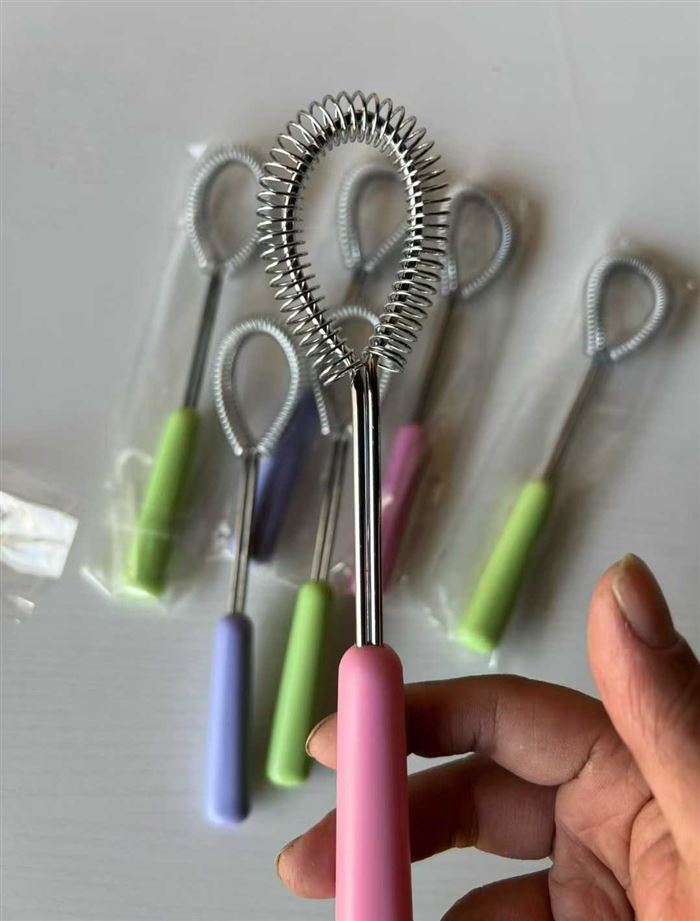 不锈钢打蛋器原件处理 800多斤 都有独立包装