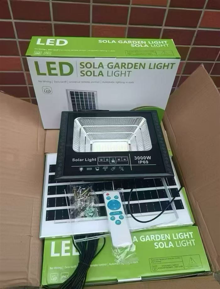 太阳能灯 现货秒发