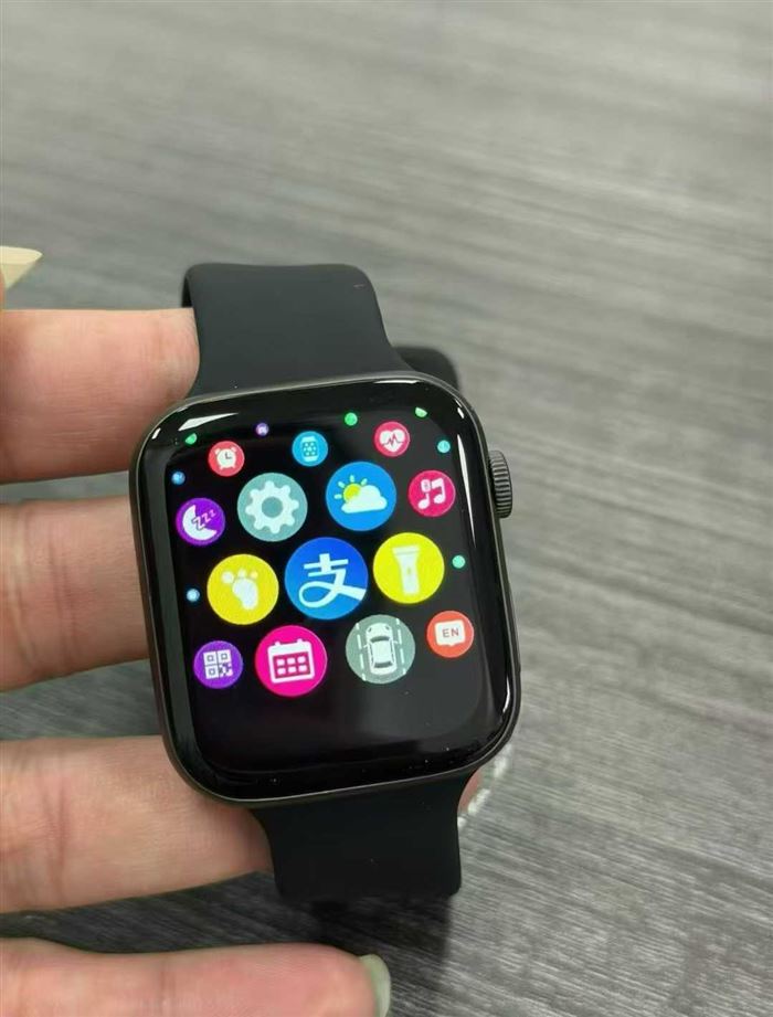 全功能智能手表，带支付，NFC，全新原箱，带塑封膜 到货1300台