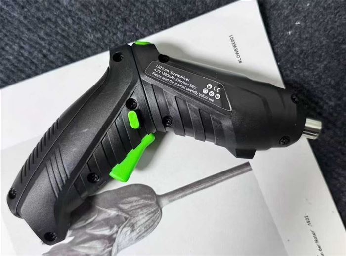 充电款电动工具套装 全新原箱，特价 5000 套