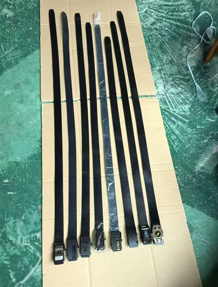 2000条左右皮带，2.x元一条