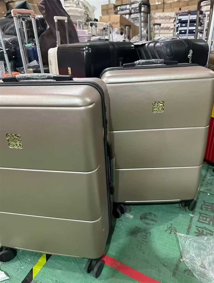 1200个大尺寸行李箱，一等品，独立包装，两位数处理