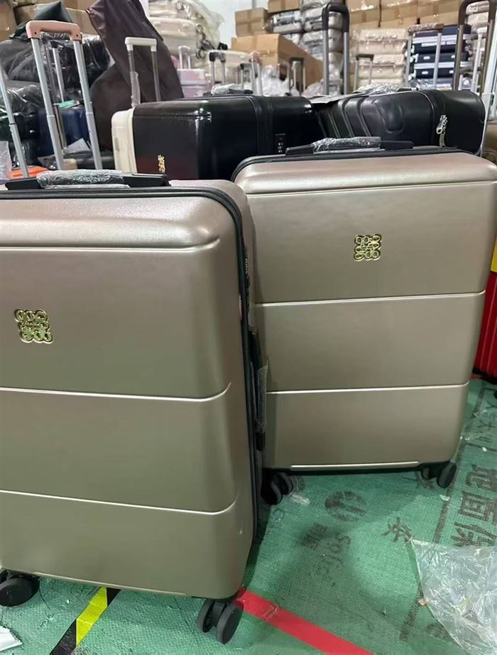 1200个大尺寸行李箱，一等品，独立包装，两位数处理