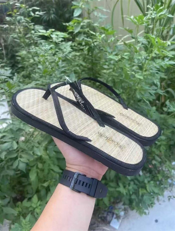 最后剩下8500双 原箱原件 非常便宜！