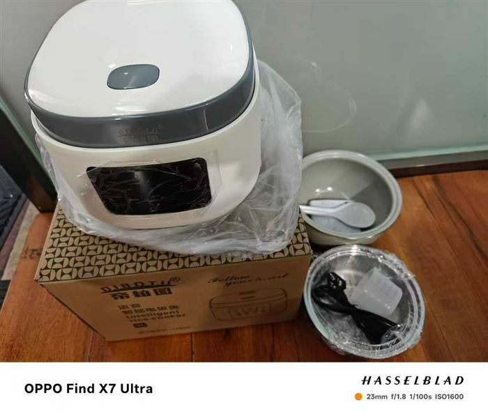 200多台3升带语音电饭锅，50台起发，价格美丽