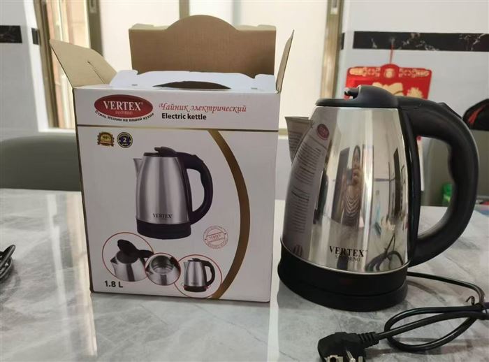 出口外贸电热水壶10000个 ​10,000 electric kettles in stock