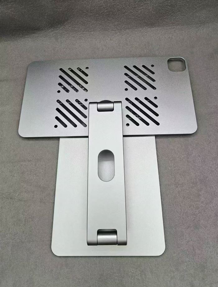 绿巨能、ipad12.9寸铝合金平板磁吸支架，全新盒装，原箱原件。单个重量约1000g