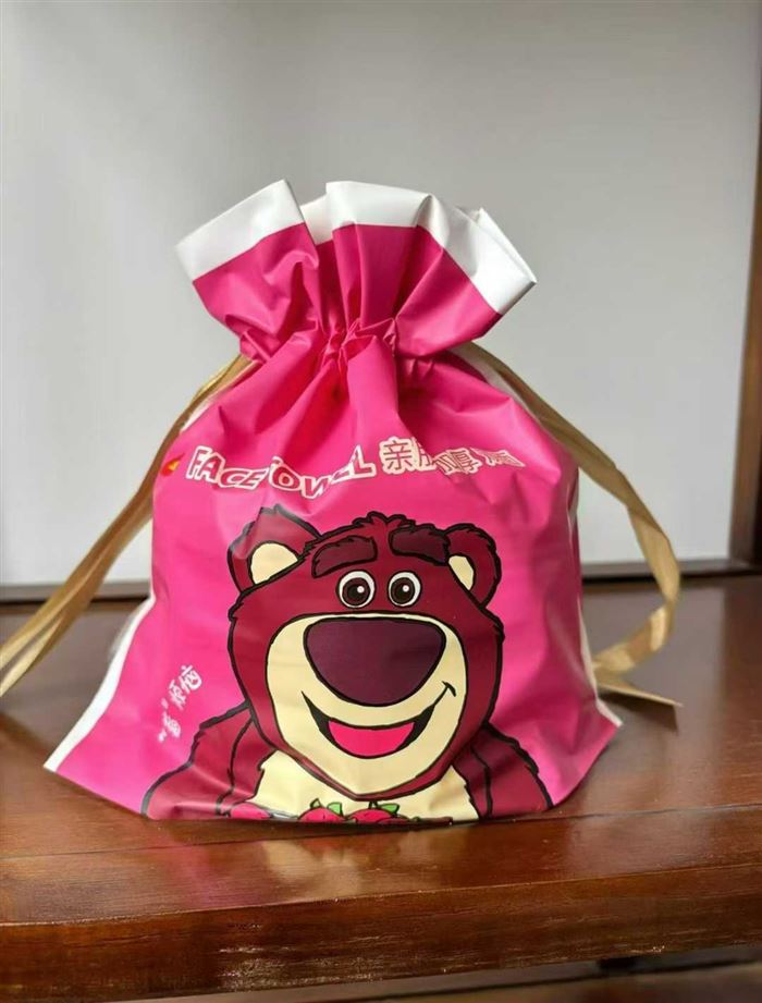 迪士尼纯棉洗脸巾入库50000包 克重:160克左右 抽数:60抽