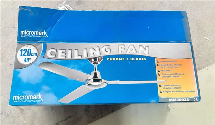 220v出口外贸金属吊扇， 纯铜电机， 电镀工艺，48寸， 广东大工厂出品，质量非常高端！ 还有120台， 处理！