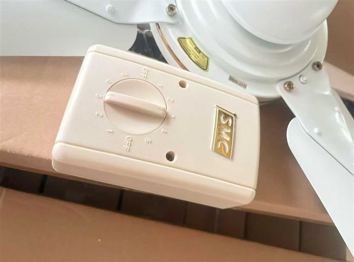 110v出口外贸金属吊扇， 纯铜电机，56寸 带开关盒，整套， 广东大工厂出品，质量非常高端！ 1500台， 处理！