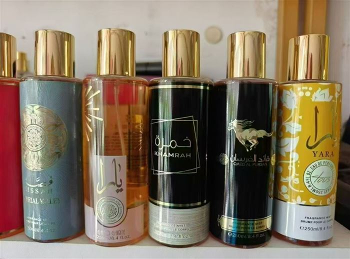 18000瓶250毫升身体喷雾，清货4元一瓶，原箱原件