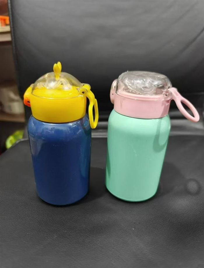 6500个350毫升儿童杯，清货5元一个，原箱原件，彩盒包装，对路的速度与激情