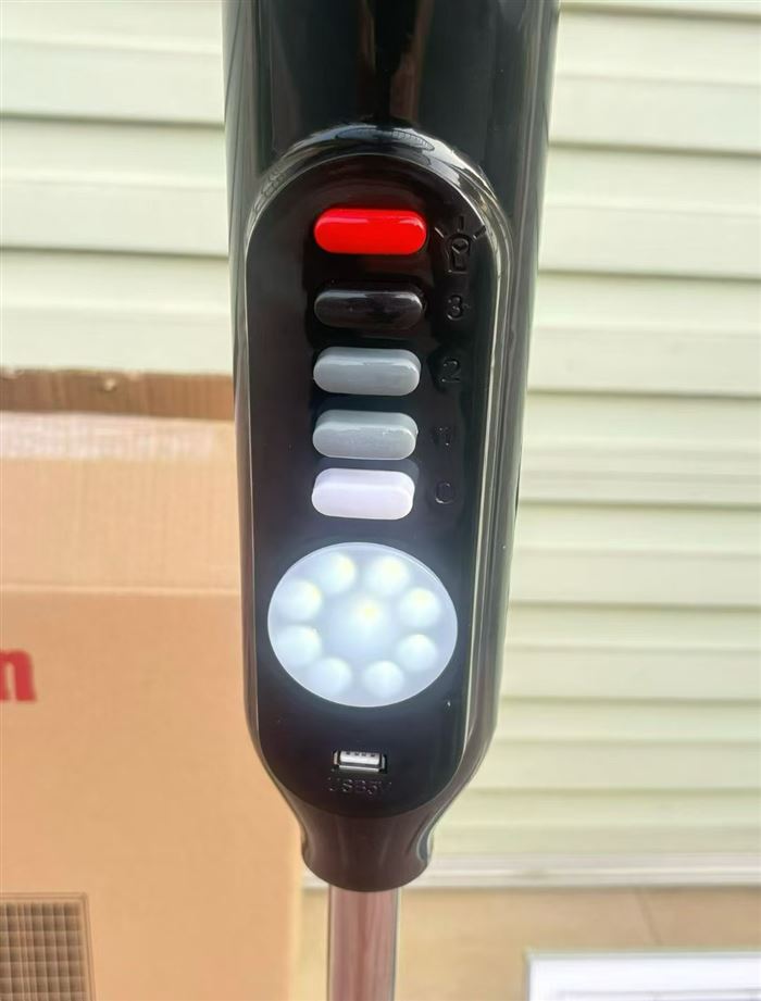 外贸太阳能落地扇， 太阳能+充电， 带USB充电+驱蚊夜照灯！ 16寸，重底座， 剩余200台